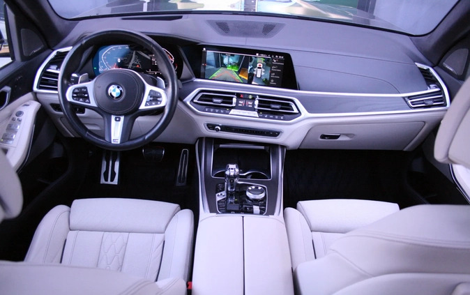 BMW X7 cena 377900 przebieg: 87900, rok produkcji 2021 z Toruń małe 497